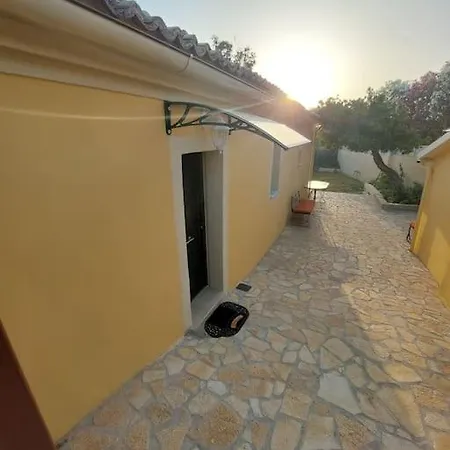 Monastery Apartment-kassiopitra * Corfu (city)